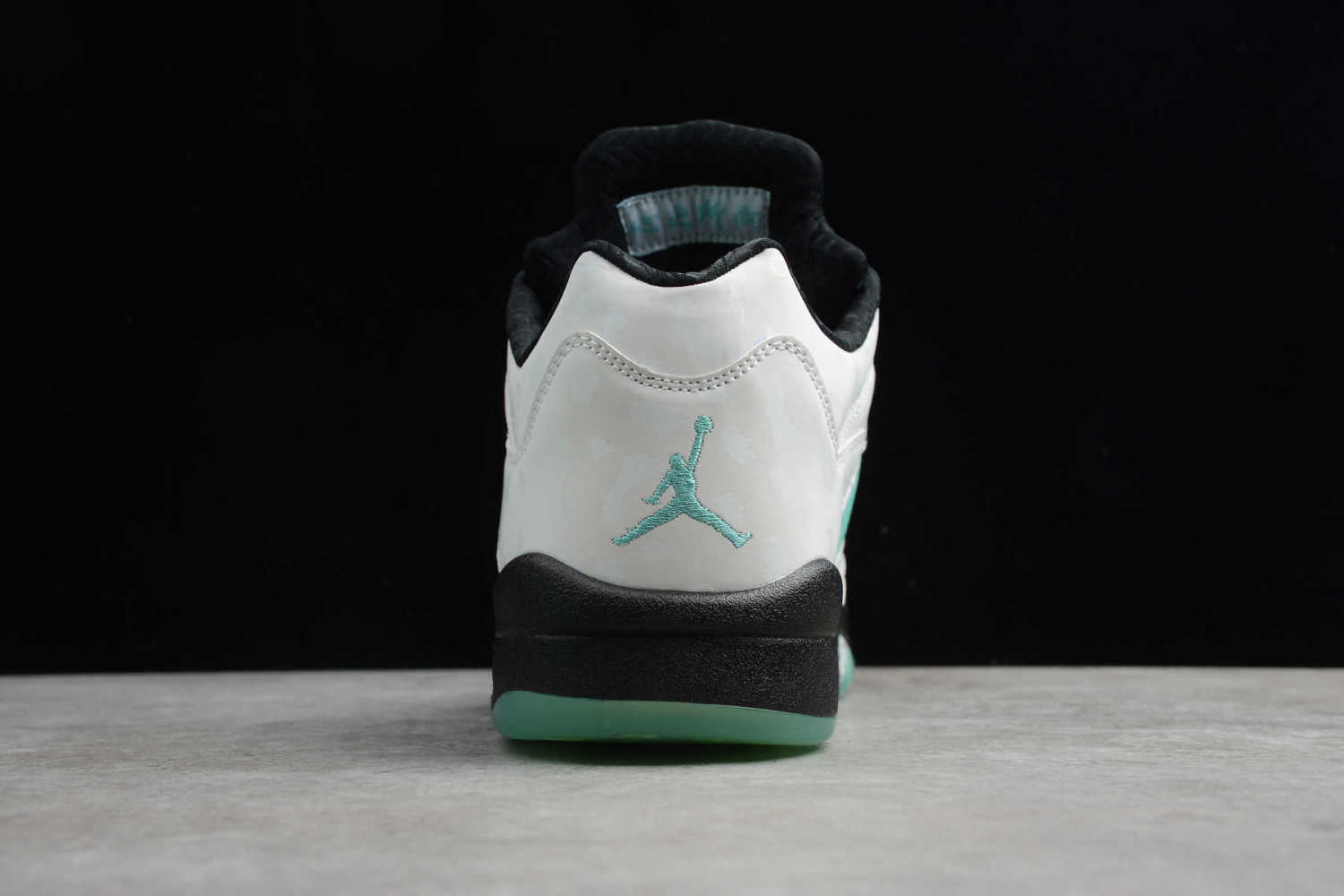 Air Jordan 5 Retro “Island Green” CN2932-100