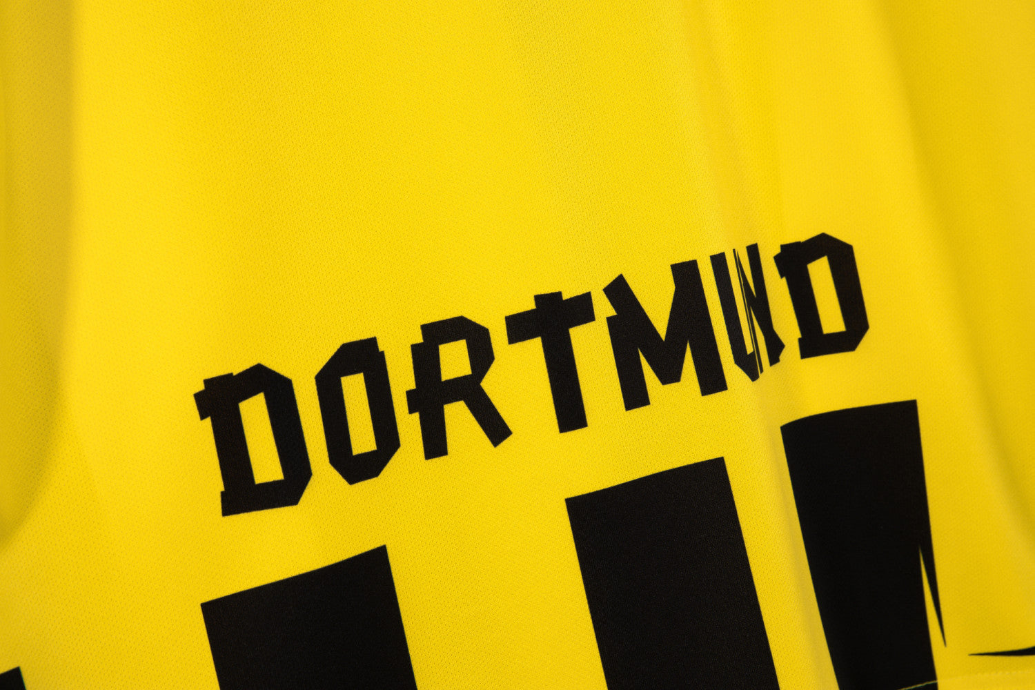 Borussia Dortmund Home Retro Jersey 2012/13