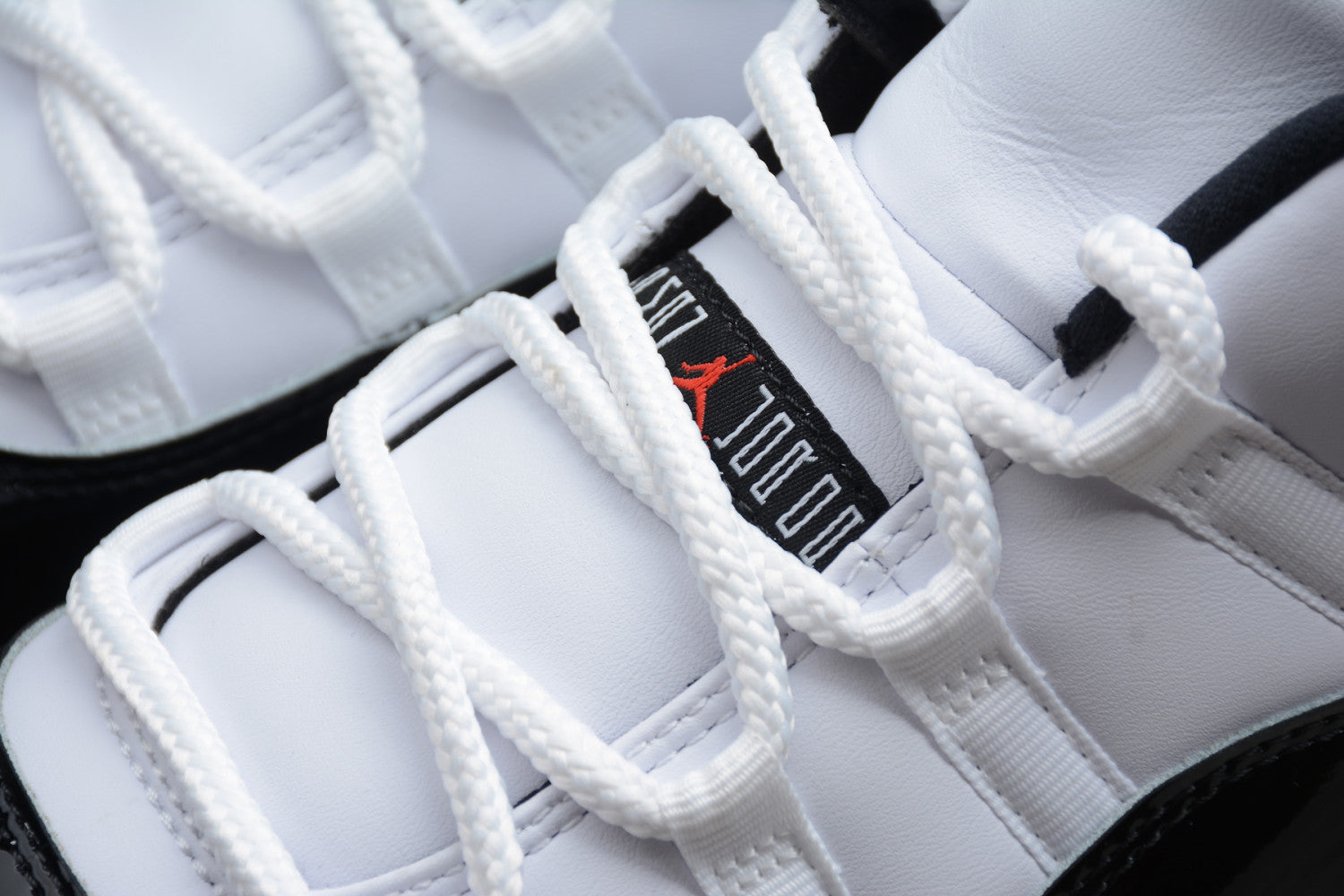 Air Jordan 11 Low Black Red AV2187-160