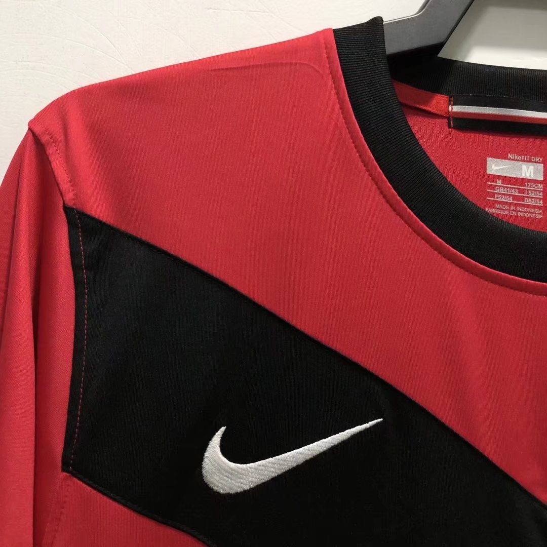 Manchester United Home Long Sleeve Retro Jersey 2010