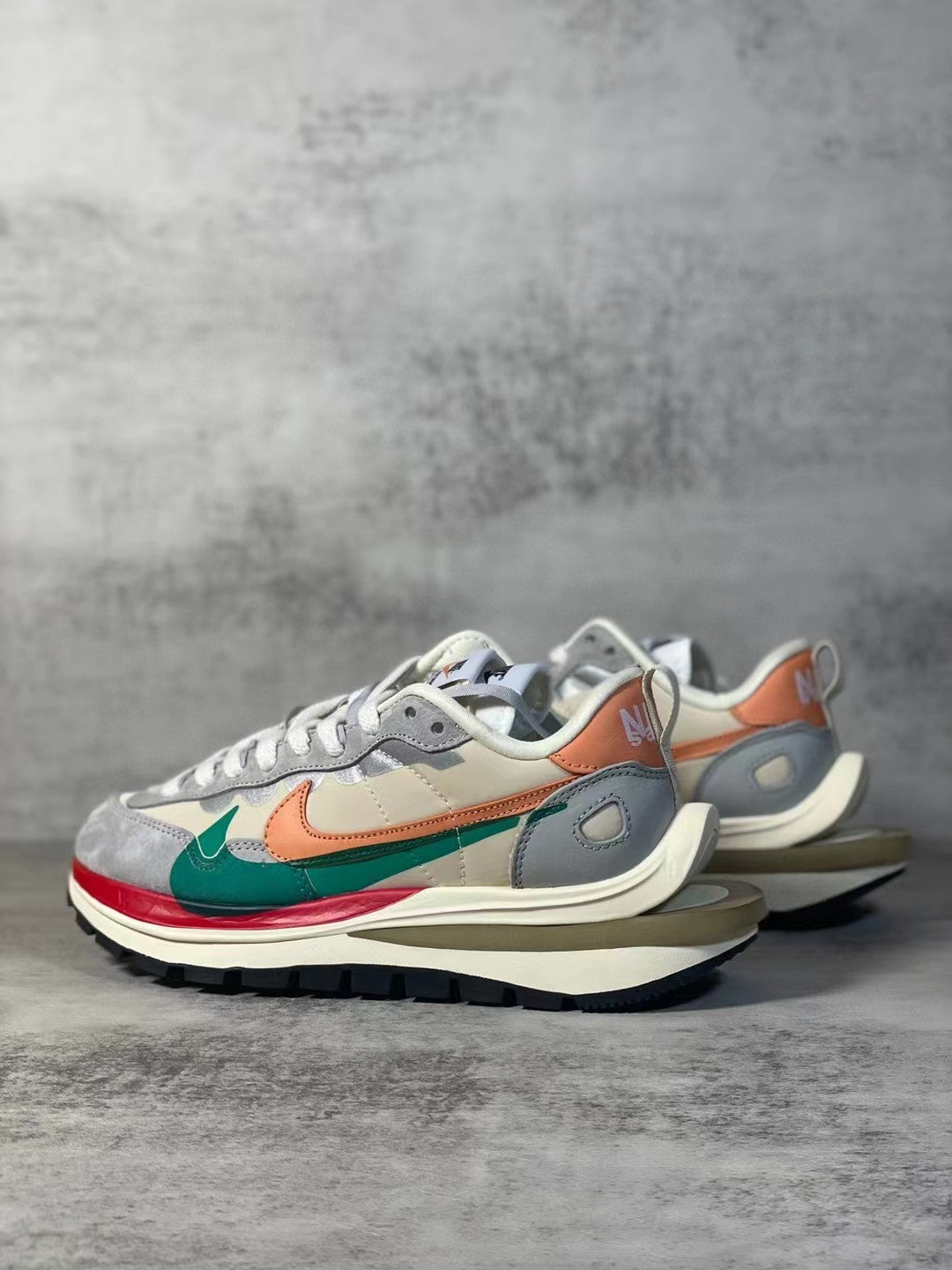 VaporWaffle Sacai Gray Red