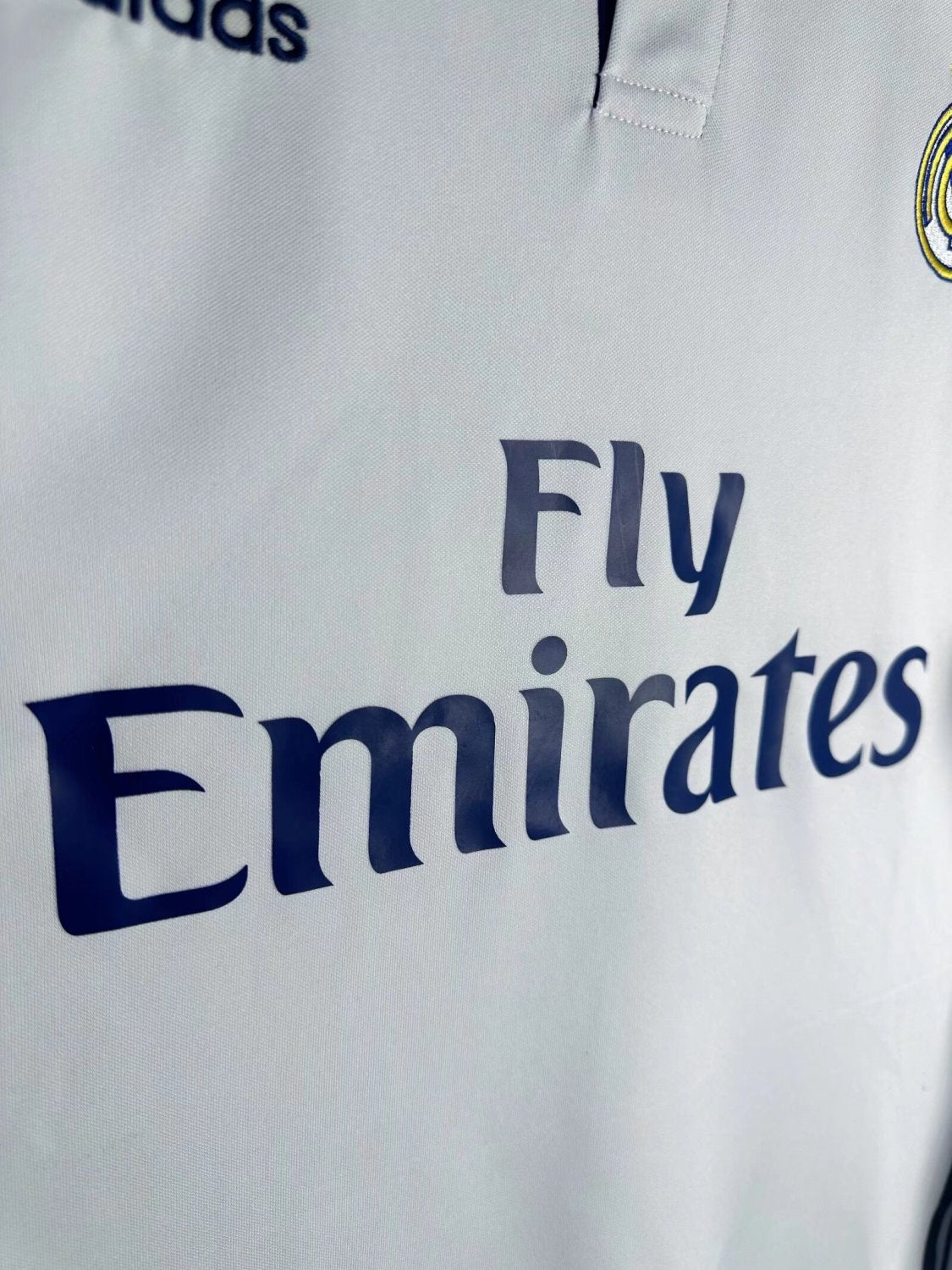 Real Madrid Home Long Sleeve Retro Jersey 2016/17