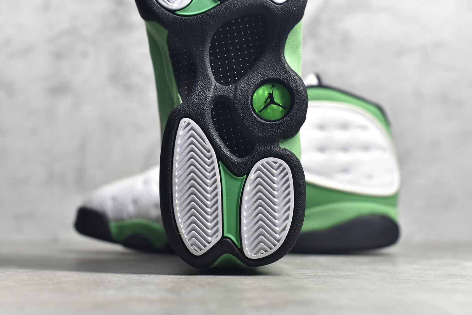 Air Jordan 13 “Lucky Green” 414571-113