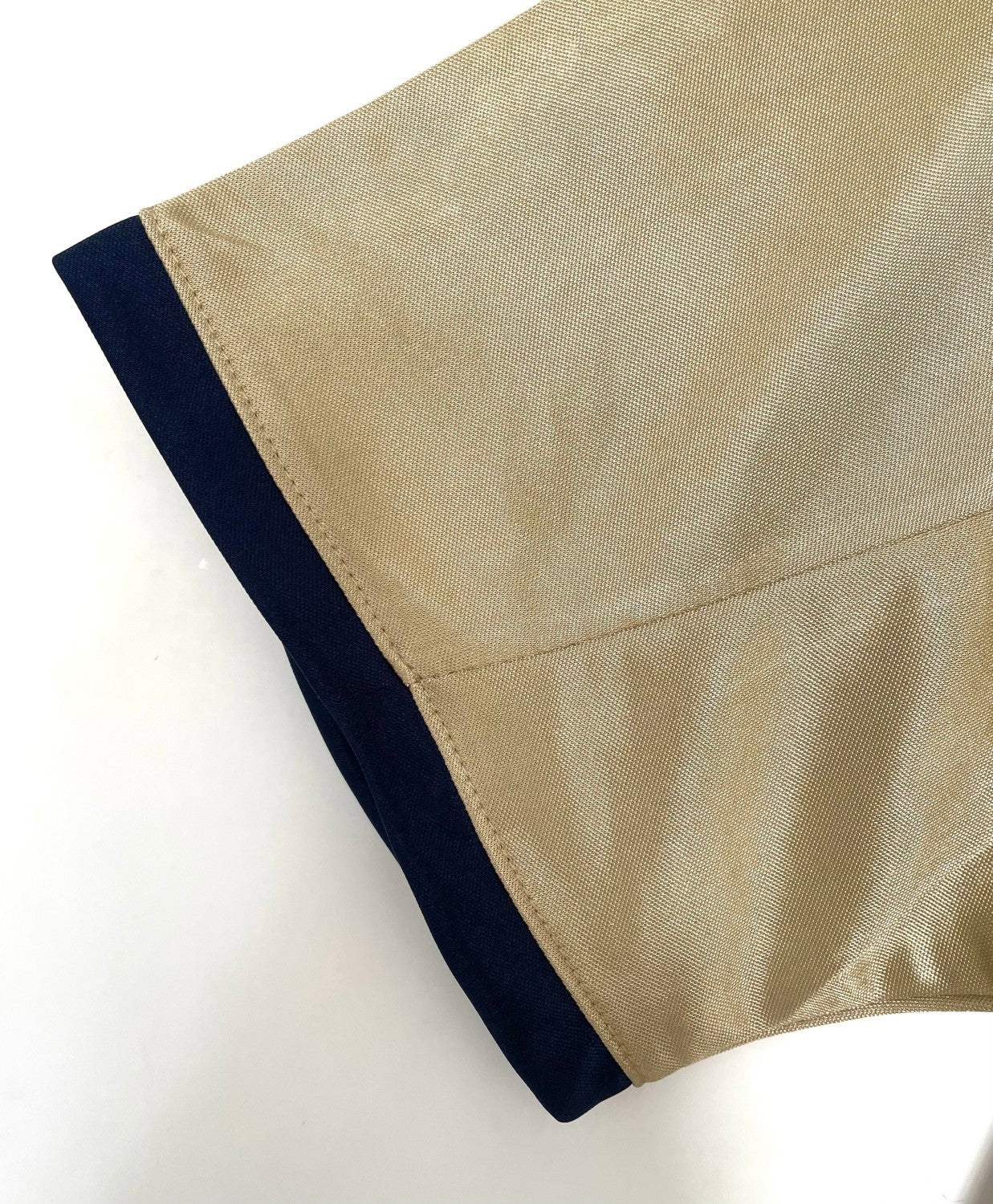 Barcelona Away Retro Jersey 2001/02