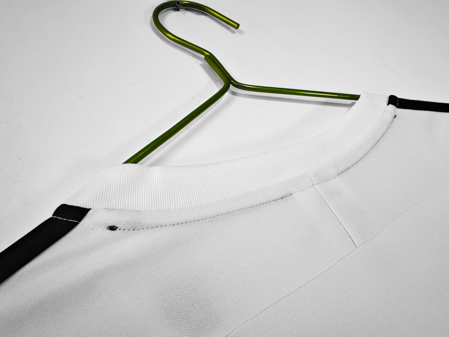 Real Madrid Home Retro Jersey 2003/04