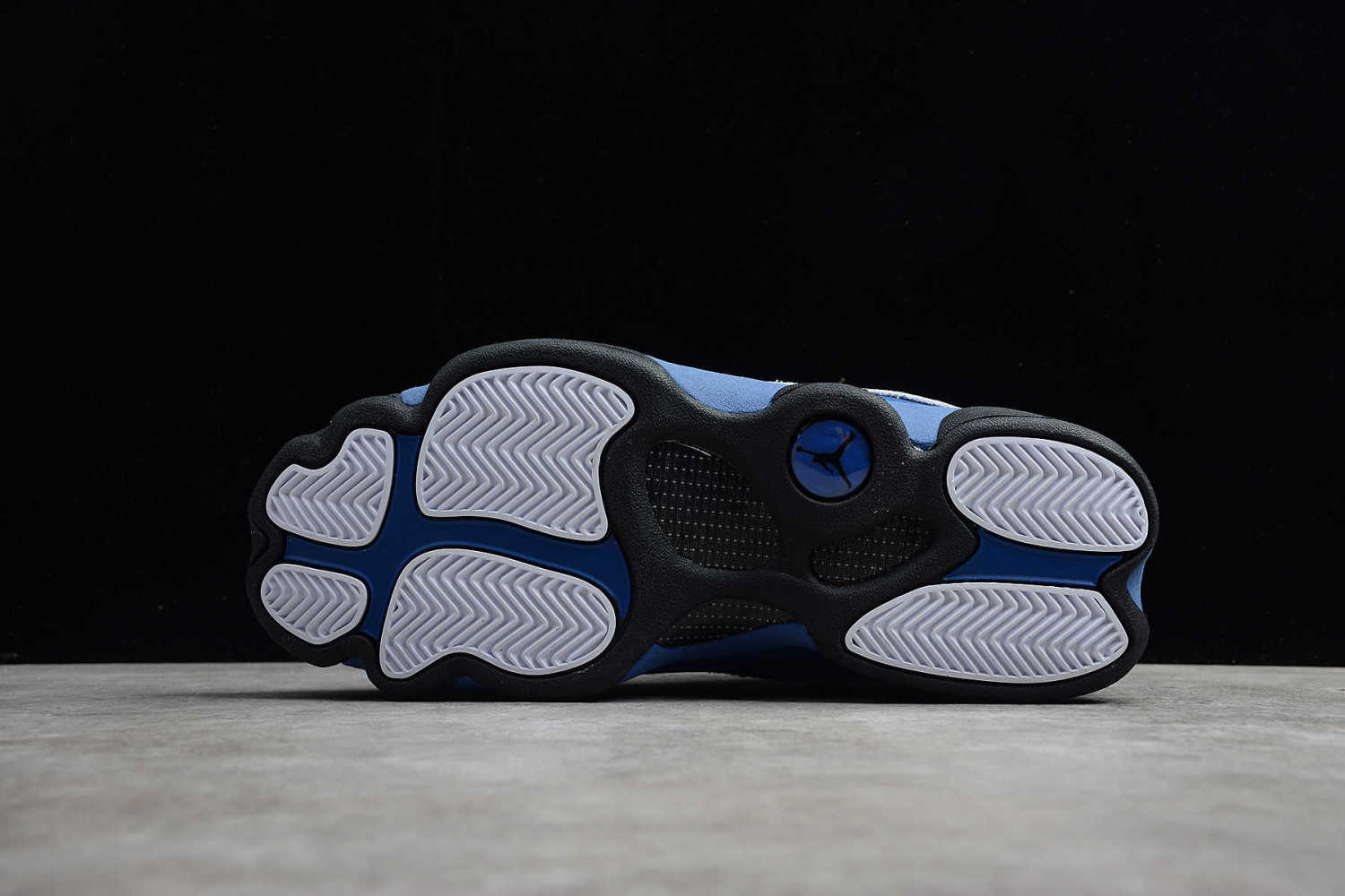 Air Jordan 13 “Hyper Royal” 414571-117
