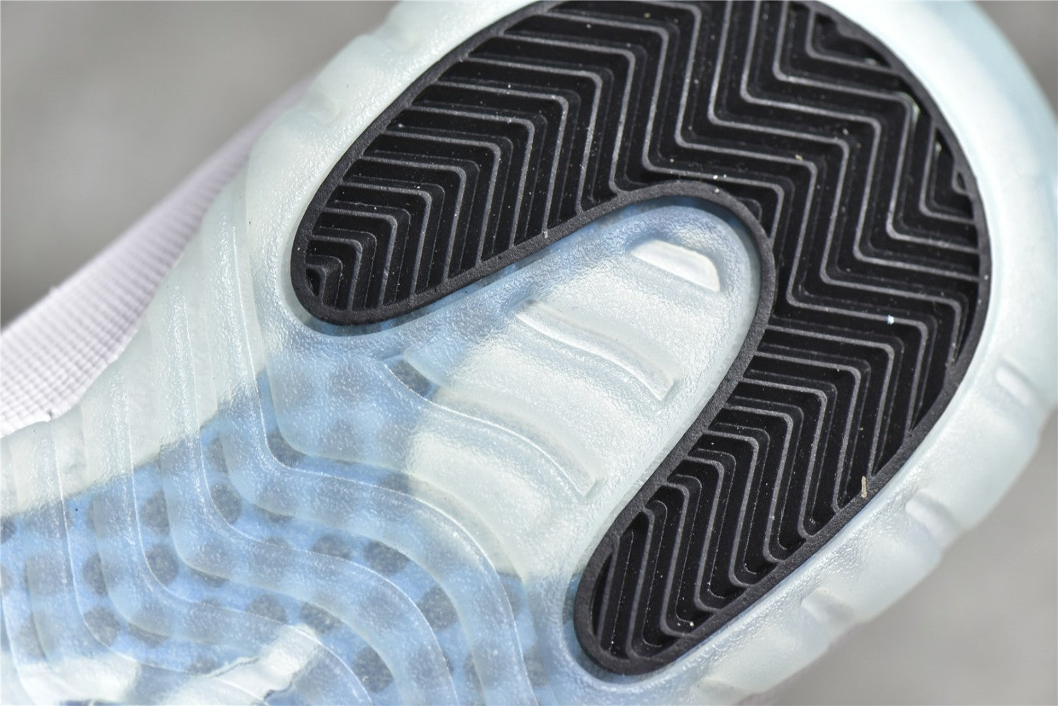 Air Jordan Retro 11 Low “Legend Blue” AV2187-117