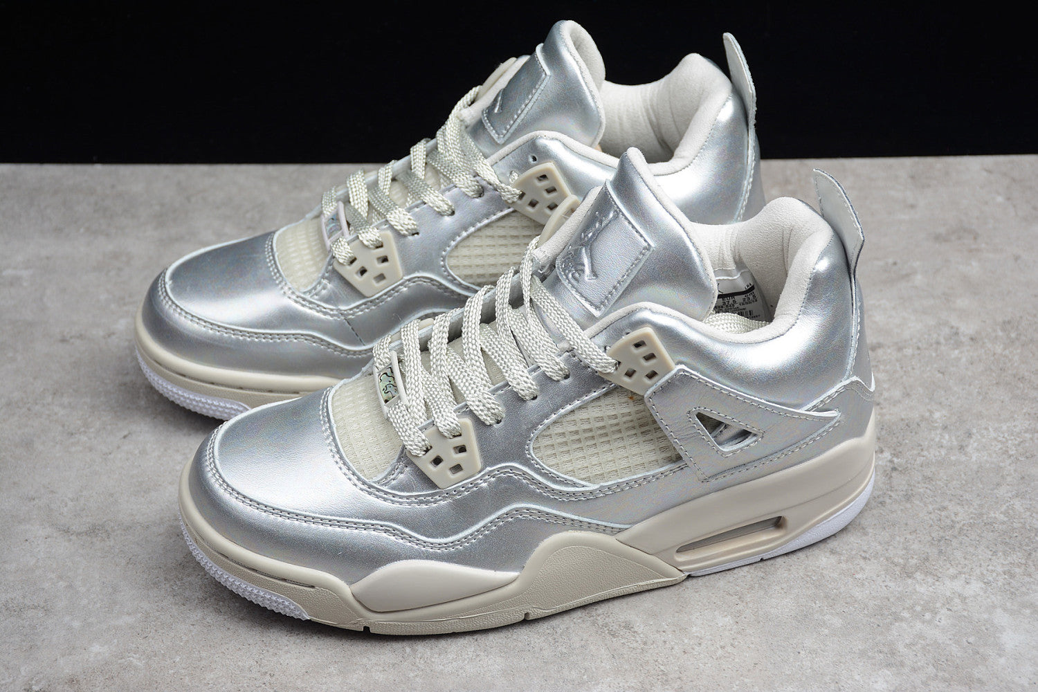 Air Jordan 4 Pearl 742639-045