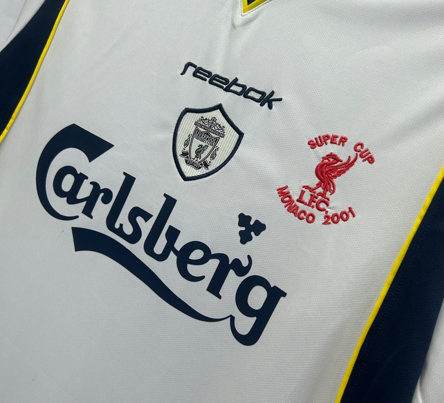 Liverpool Away Retro Jersey 2001/02