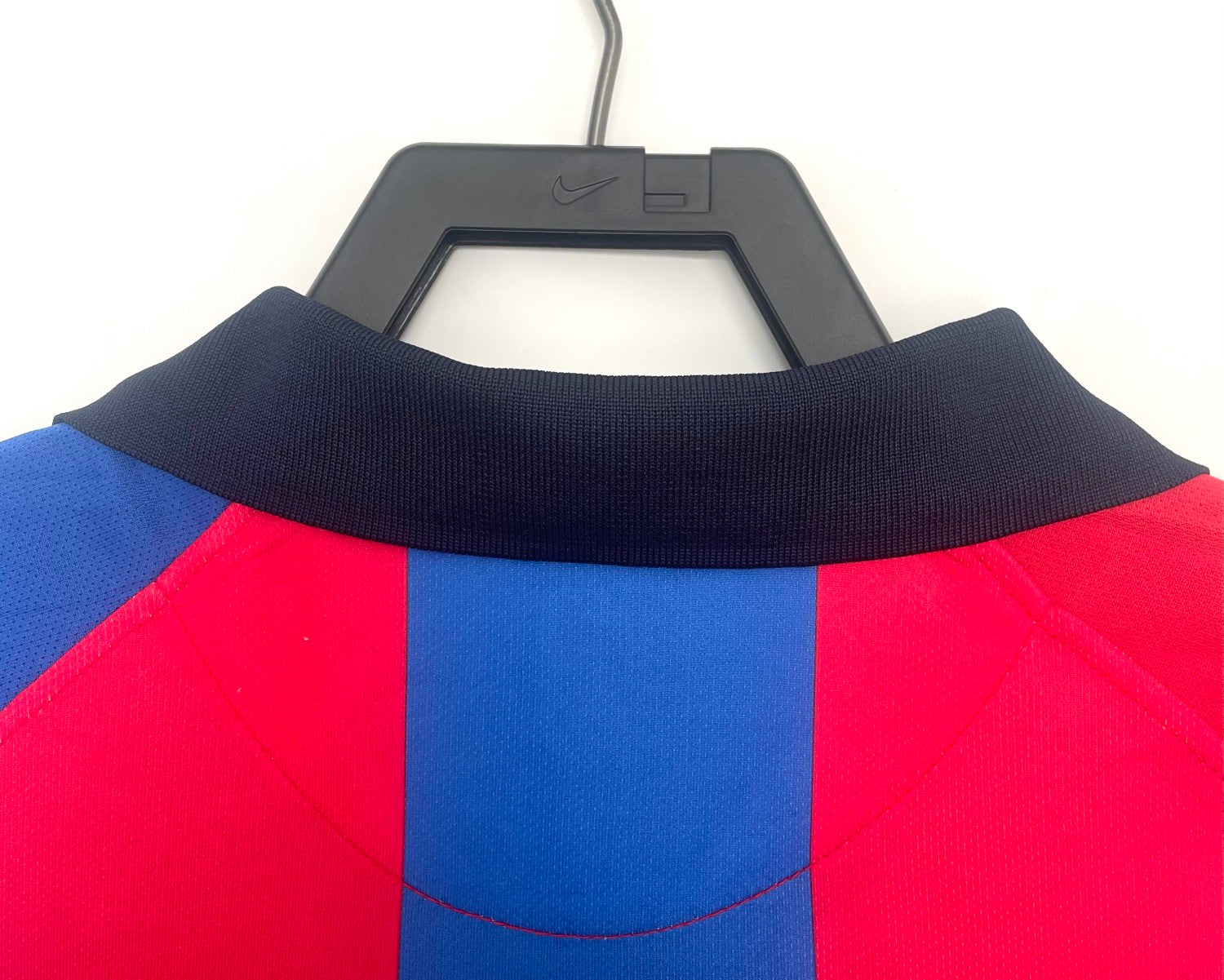 Barcelona Home Retro Jersey 2001/02