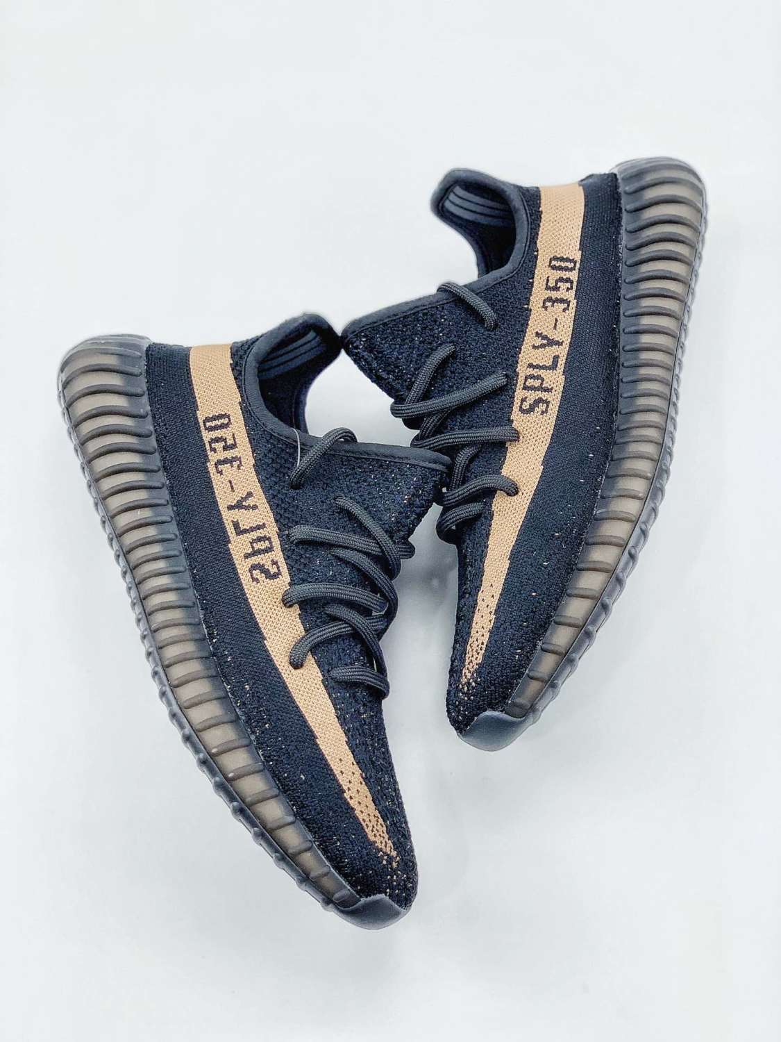 Yeezy Boost 350 V2 “Core Black-Copper” BY1605