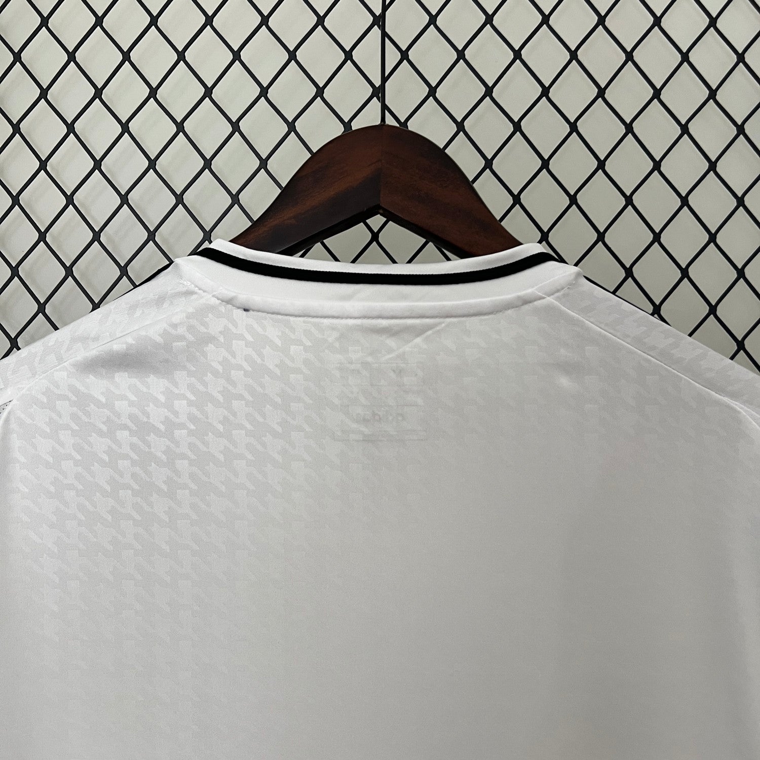 Real Madrid Home Man Jersey 24/25