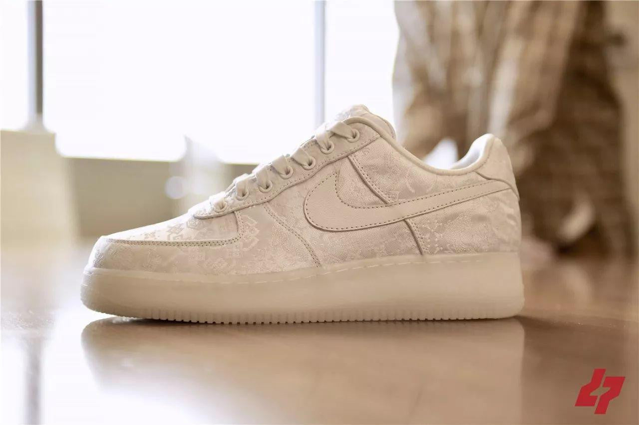 Air Force 1 Low CLOT 1WORLD (2018) “Triple White” AO9286-100