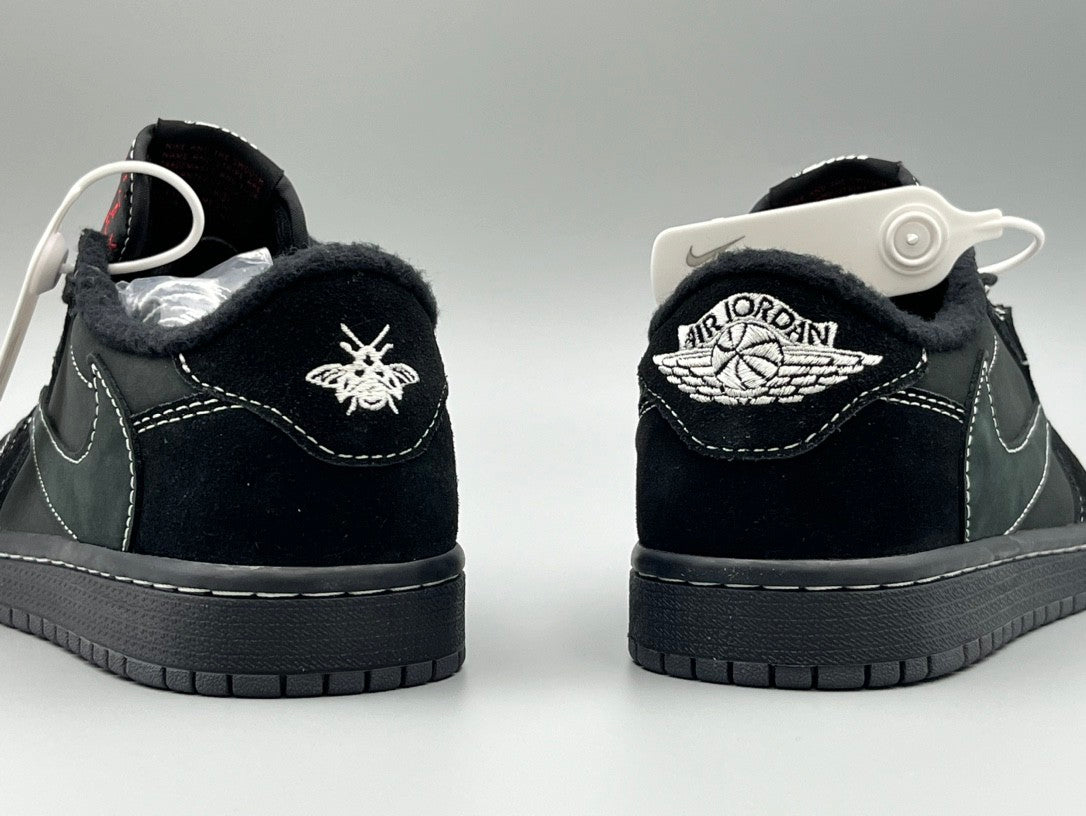 Travis Scott x Air Jordan 1 Black