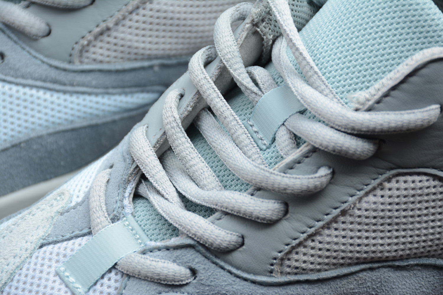 Kanye West x adidas Yeezy Boost 700 “Inertia” EG7597