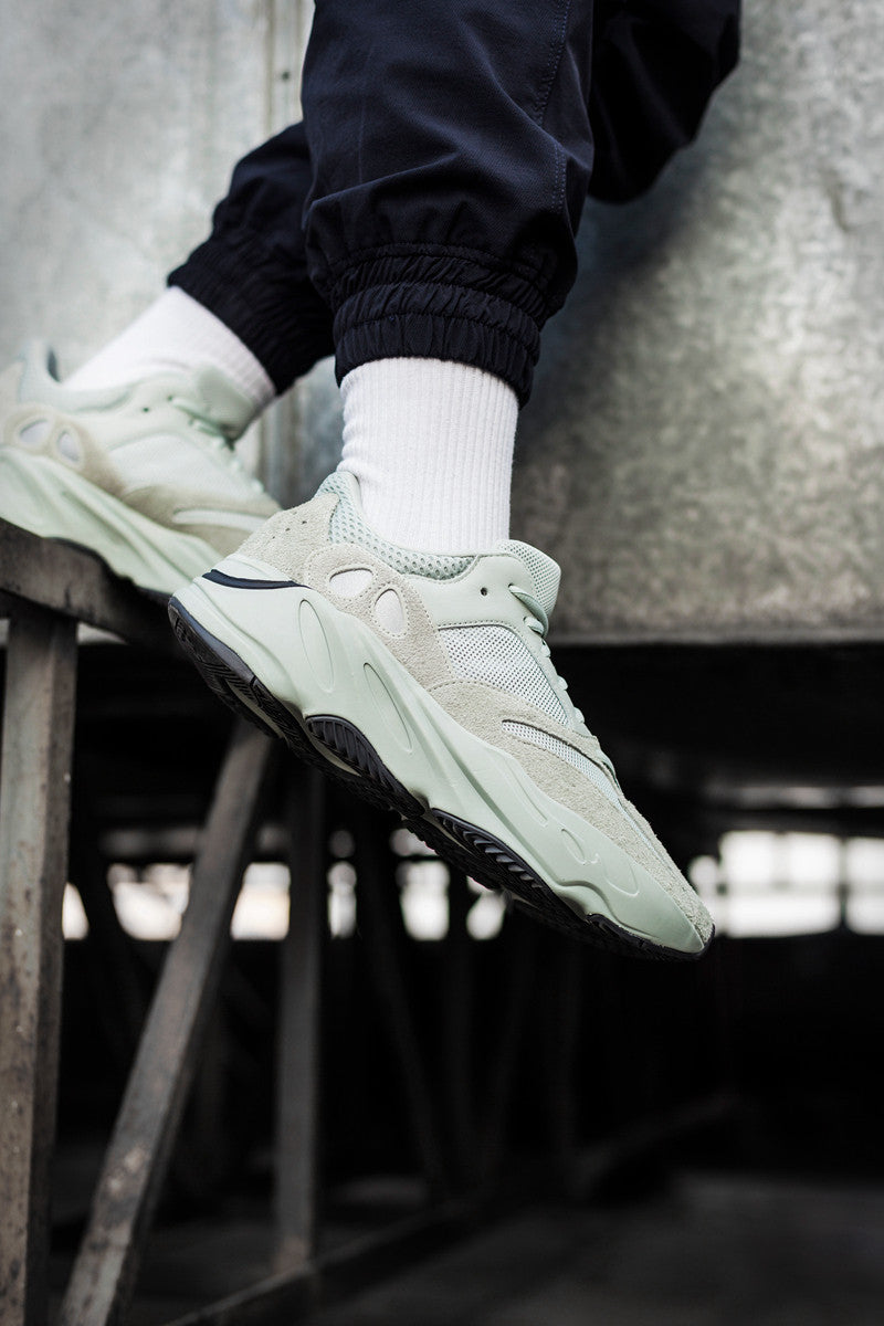 Yeezy Boost 700 Salt EG7487