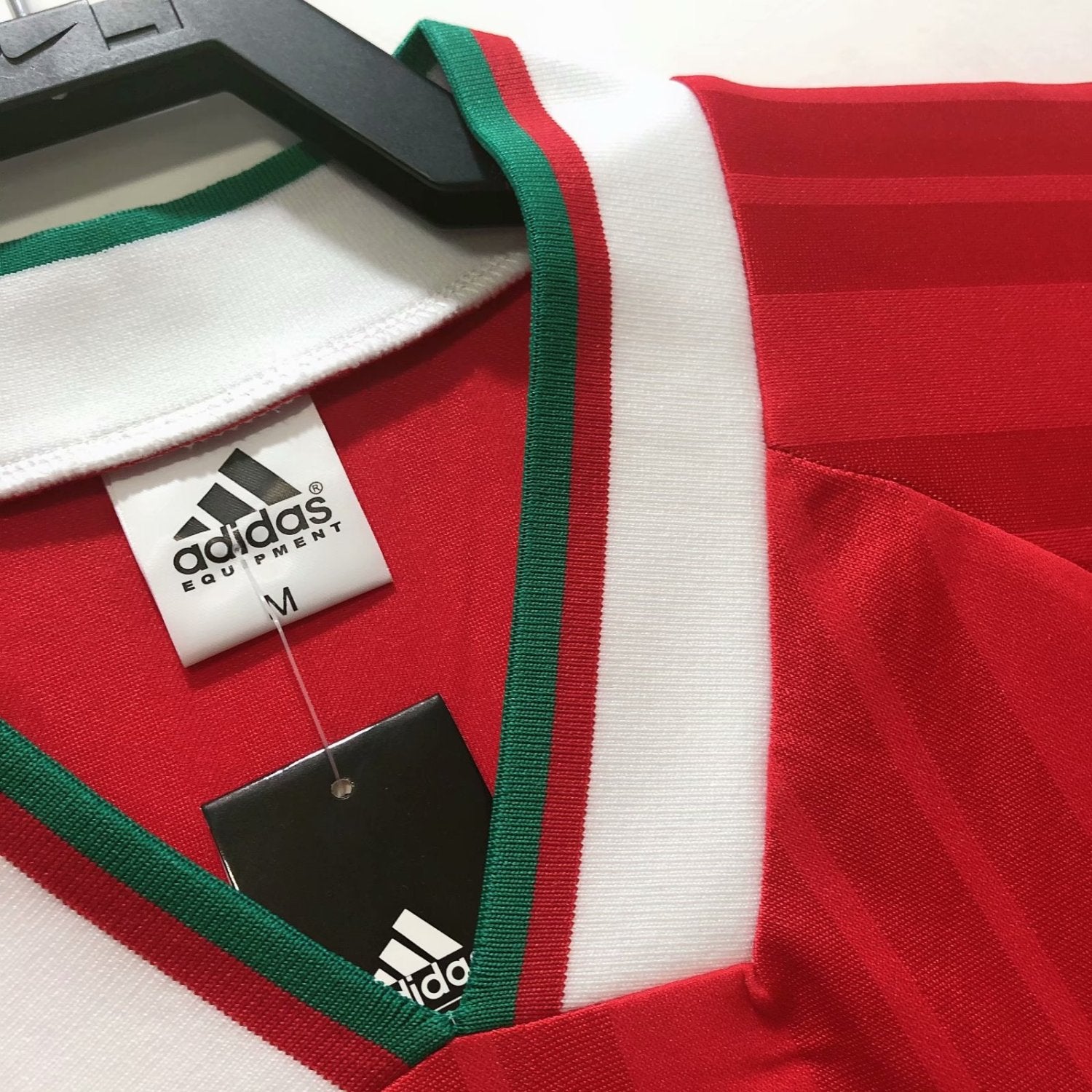 Liverpool Home Retro Jersey 93/95