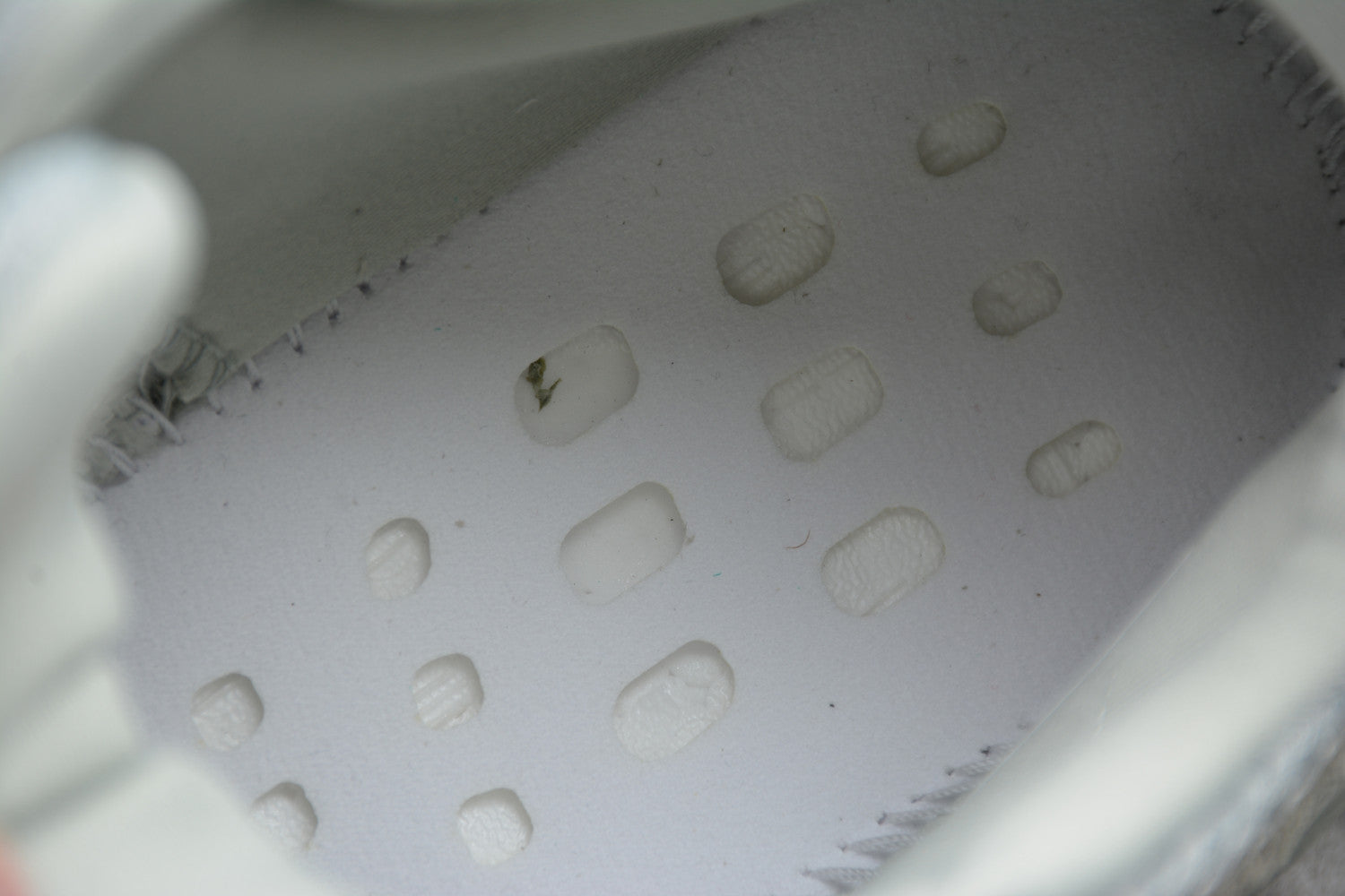 Yeezy Boost 700 Salt EG7487