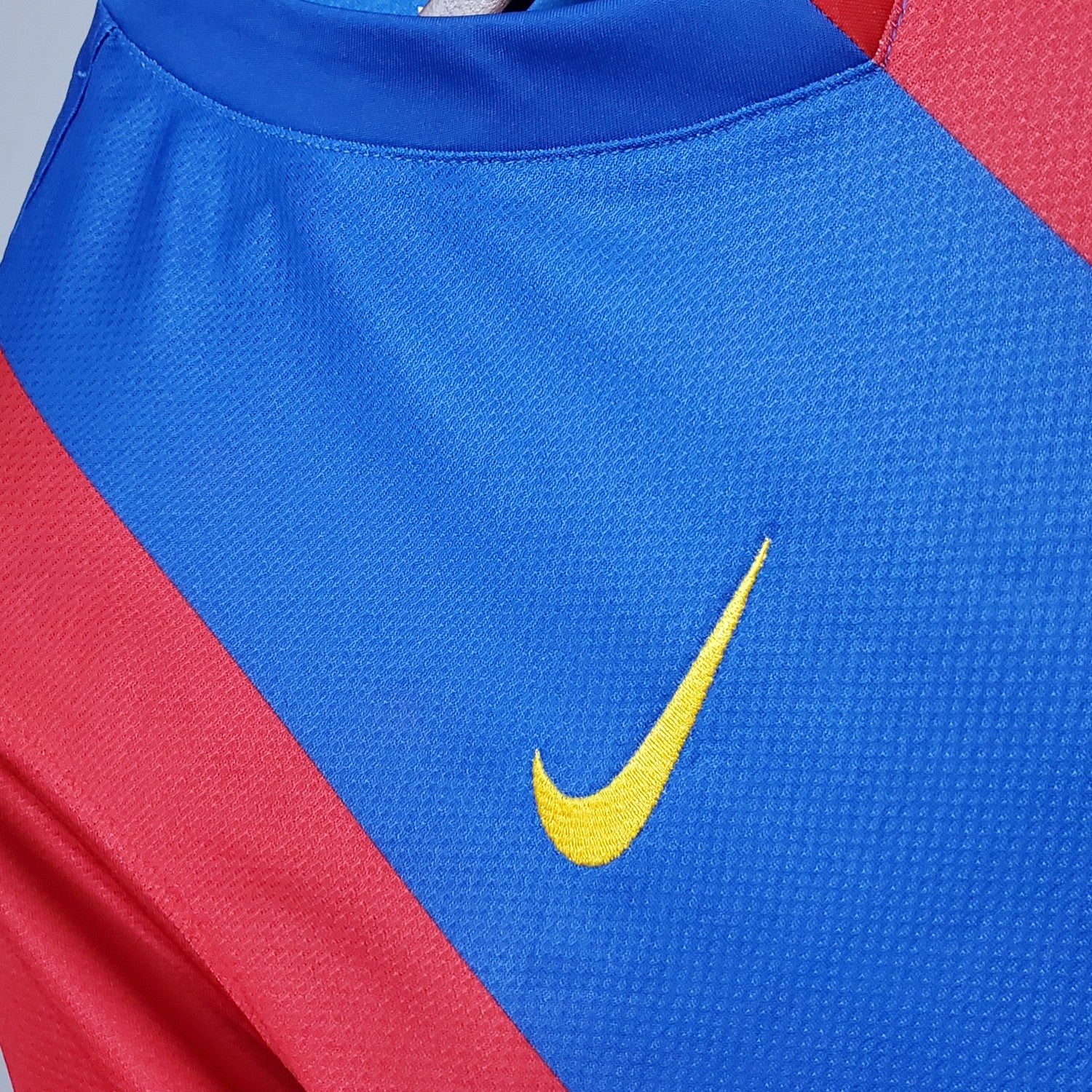 Barcelona Home Retro Jersey 2006/07