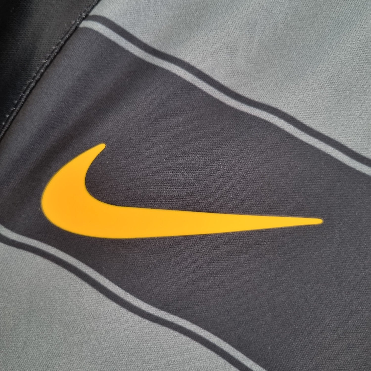 Inter Milan Third Retro Jersey 2004/05