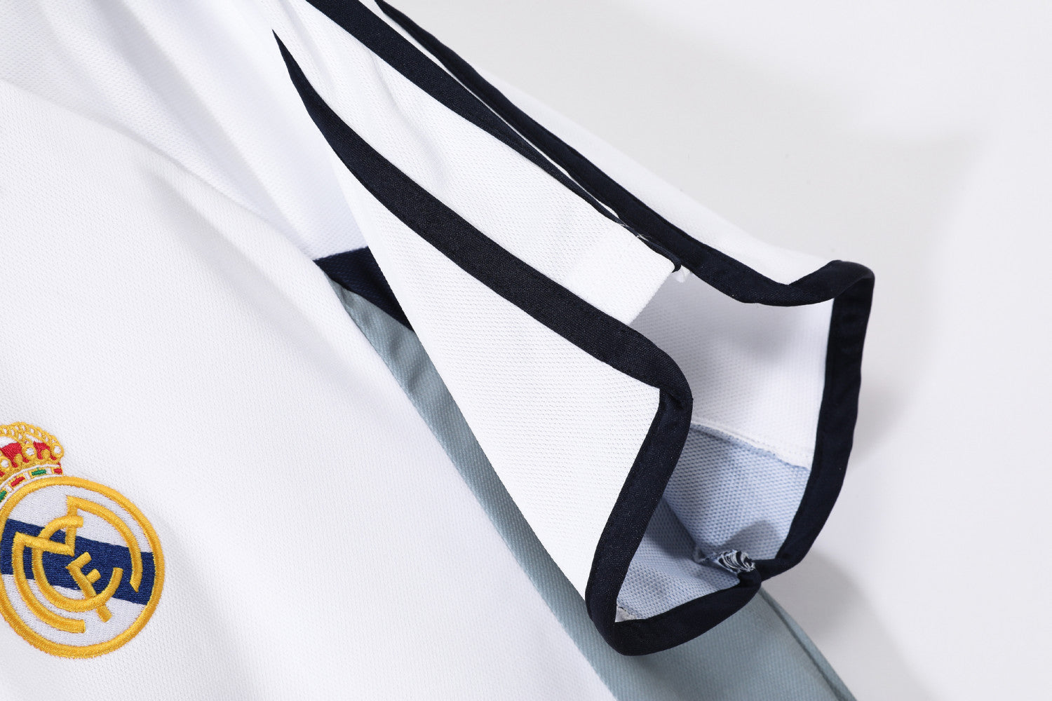 Real Madrid Home Retro Jersey 2000/01