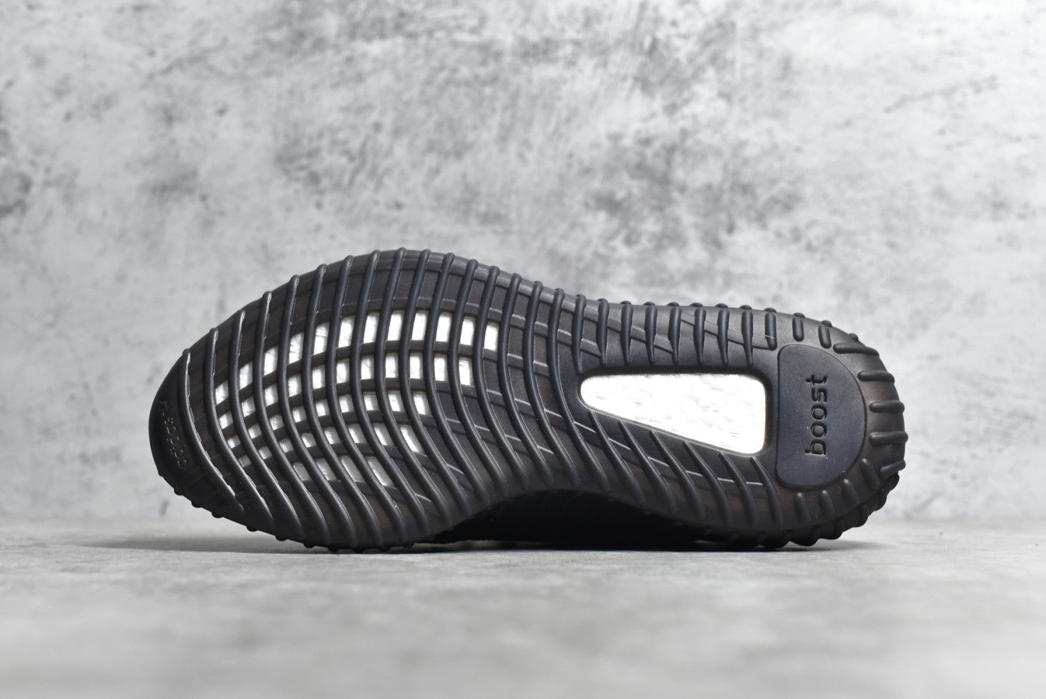 Yeezy Boost 350V2 Black Pink BY9612