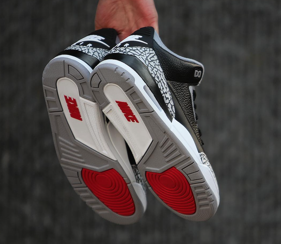 Air Jordan 3 OG “Black Cement” 854262-001