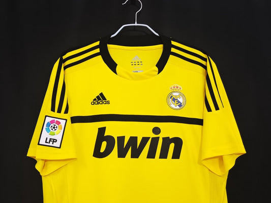 Real Madrid Retro Yellow Goalkeeper Jersey 2011/12