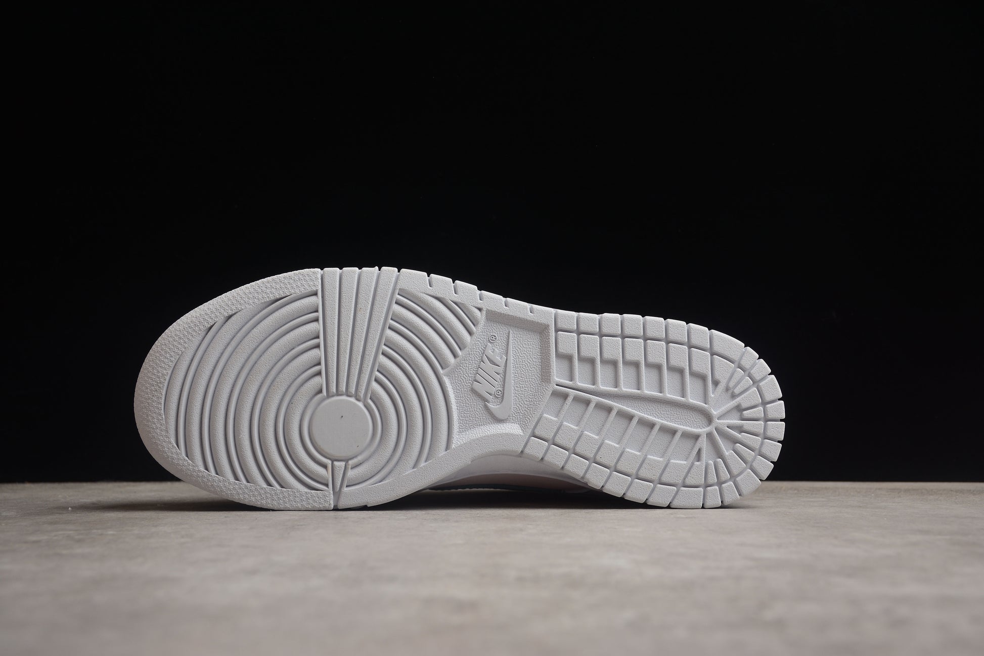 SB Dunk Low Mineral Teal Light Blue Pink FD1232-002