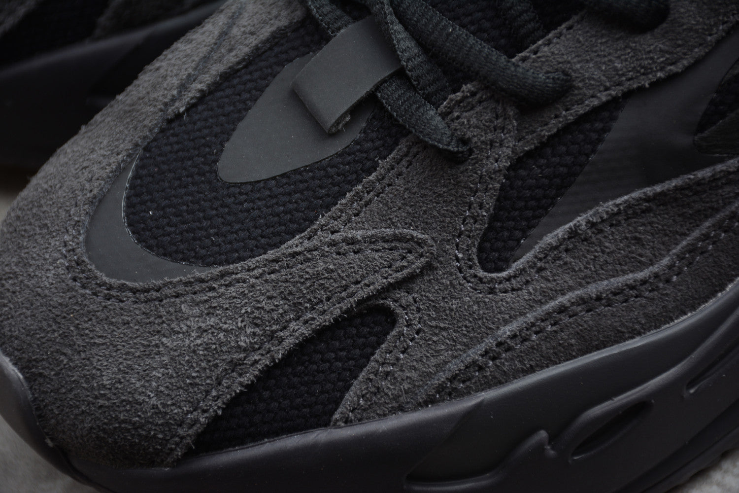 Yeezy 700 V2 Cool Black FU6684