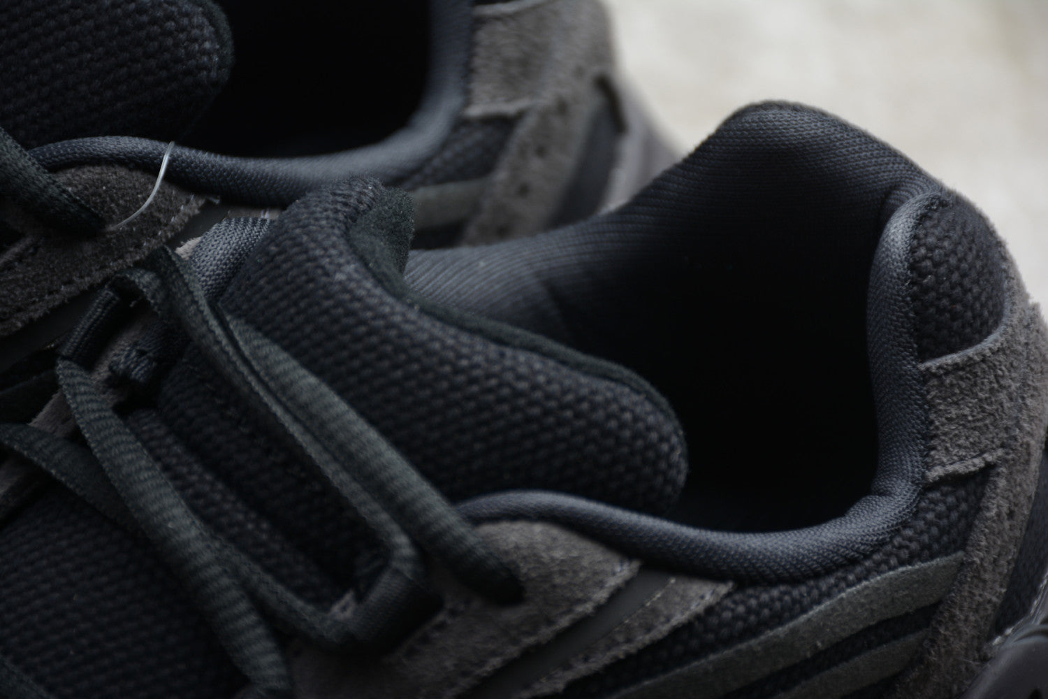 Yeezy 700 V2 Cool Black FU6684