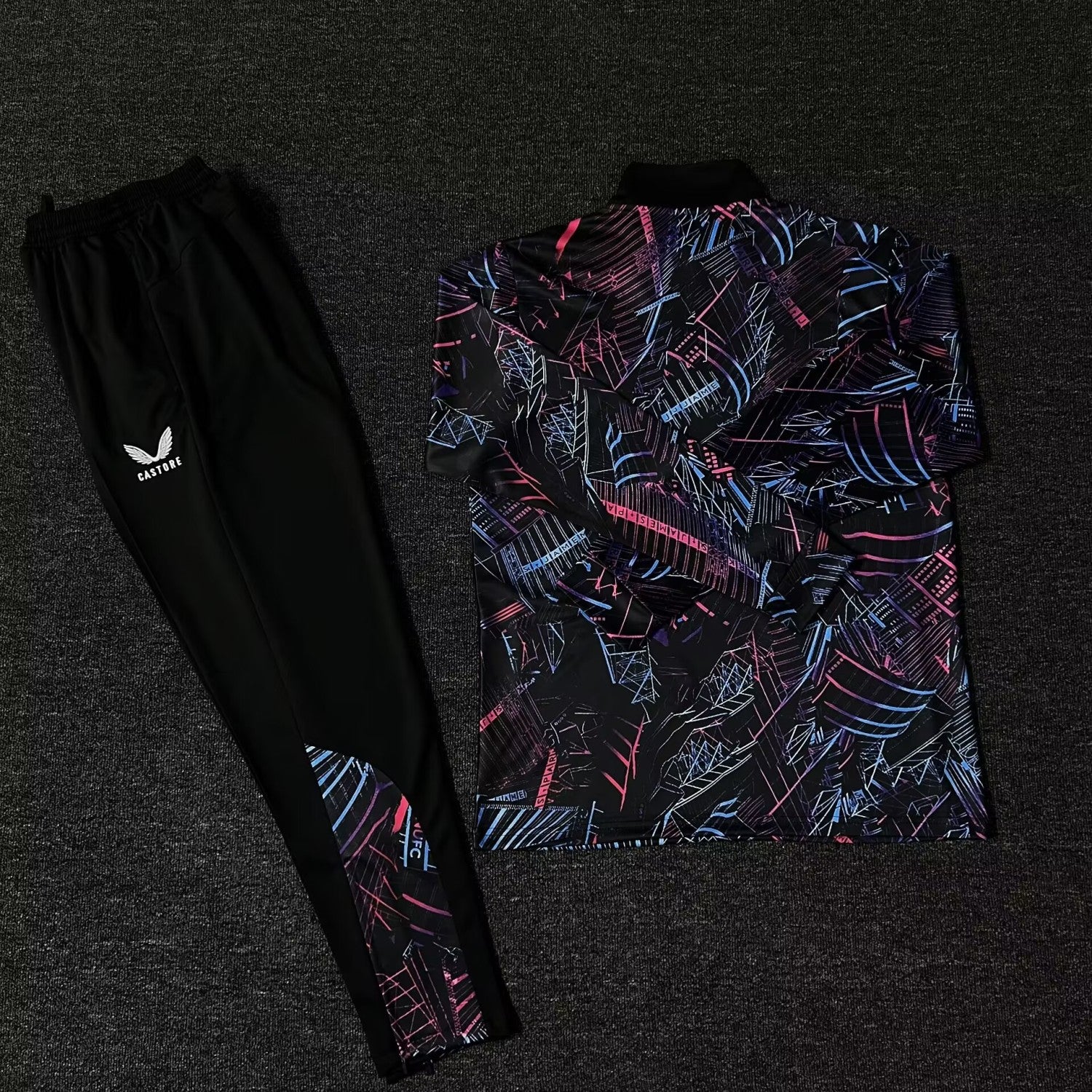 Newcastle United Kids Training Suit 23/24