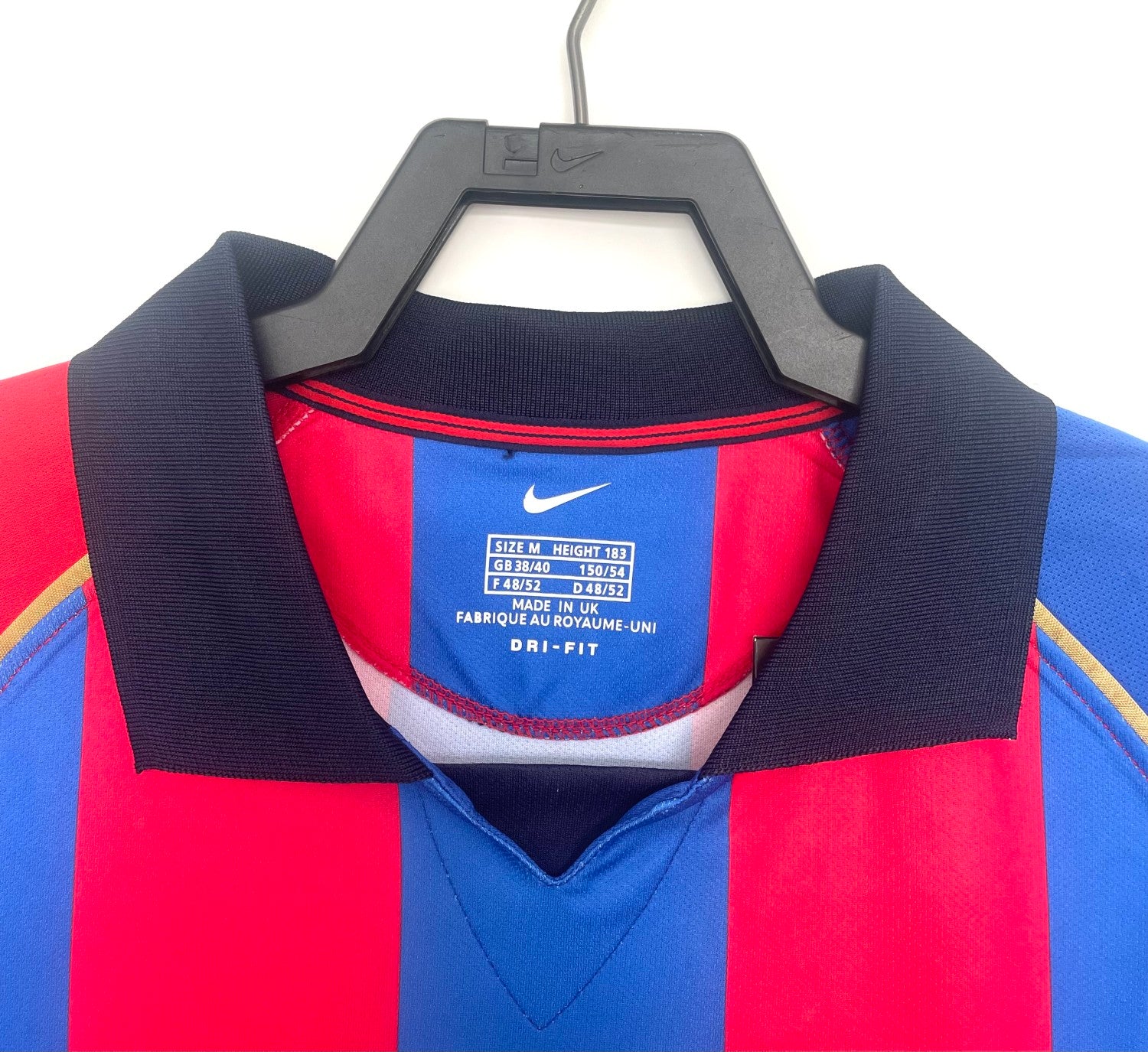 Barcelona Home Retro Jersey 2001/02