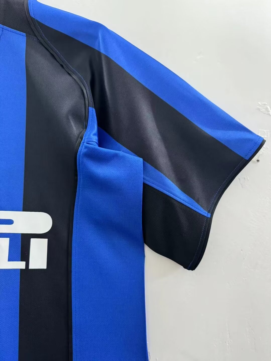 Inter Milan Home Retro Jersey 2004/05