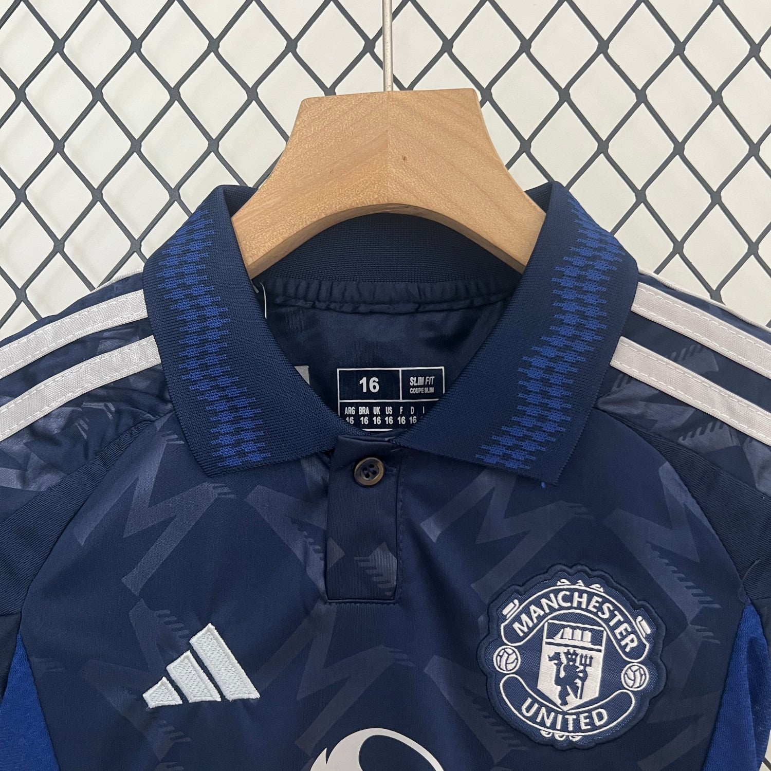 Manchester United Away Kids Suit 24/25