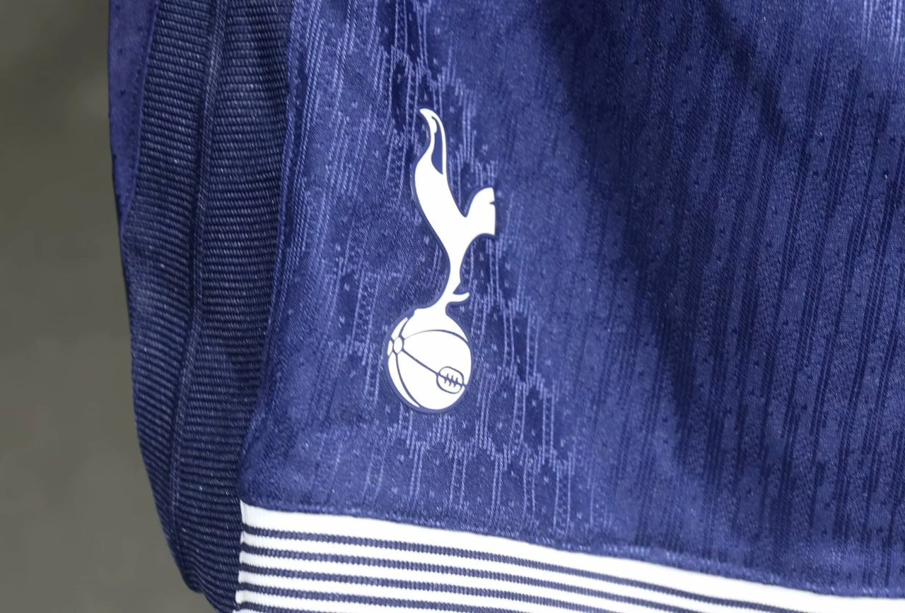 Tottenham Hotspur Home Player Shorts 24/25