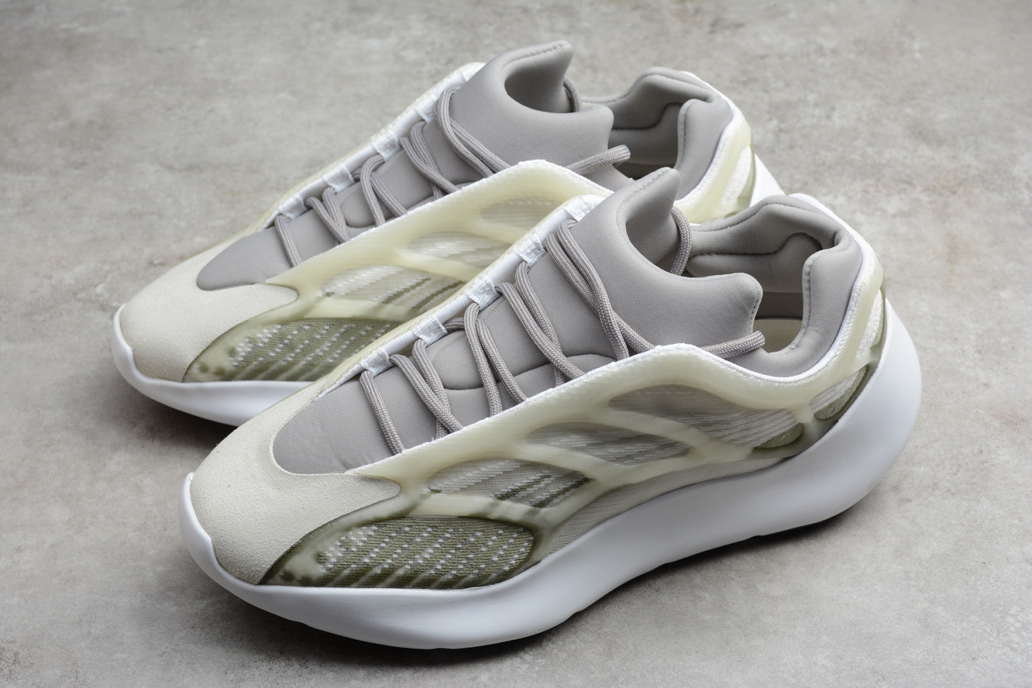 Yeezy Boost 700V3 White Grey Green EF9899
