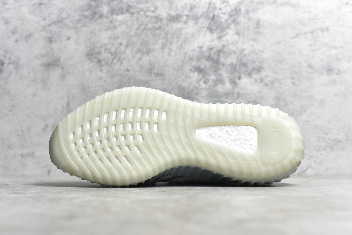 Yeezy Boost 350V2 “Blue Tint” B37571