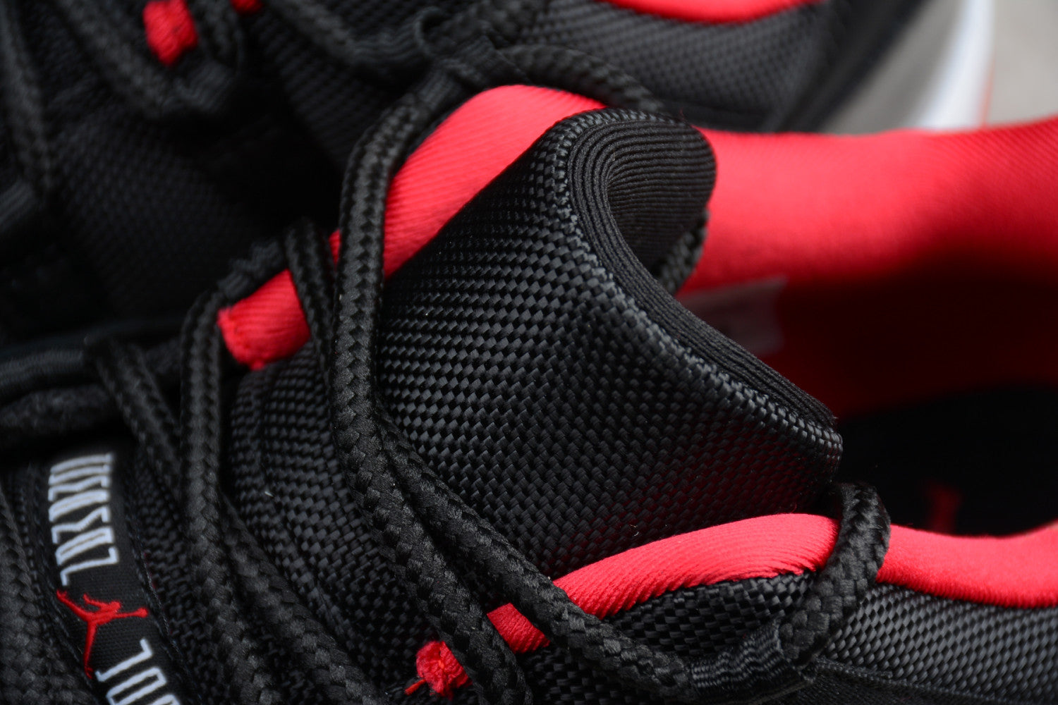 Air Jordan 11 Low “Bred”AJ11 528895-012