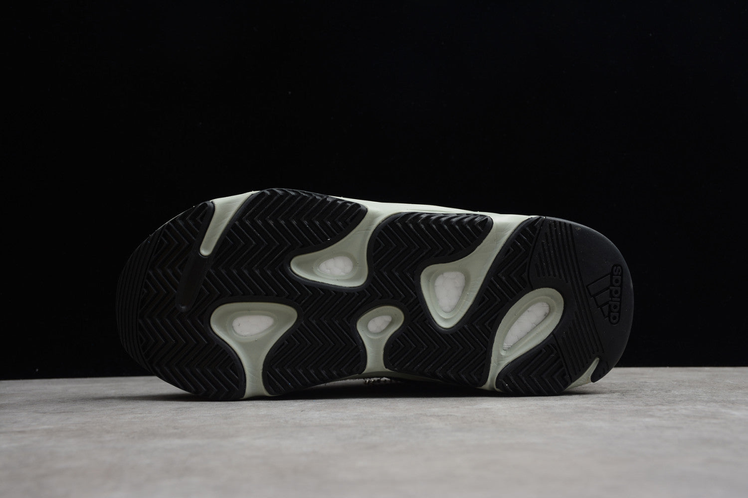 Yeezy Boost 700 Salt EG7487