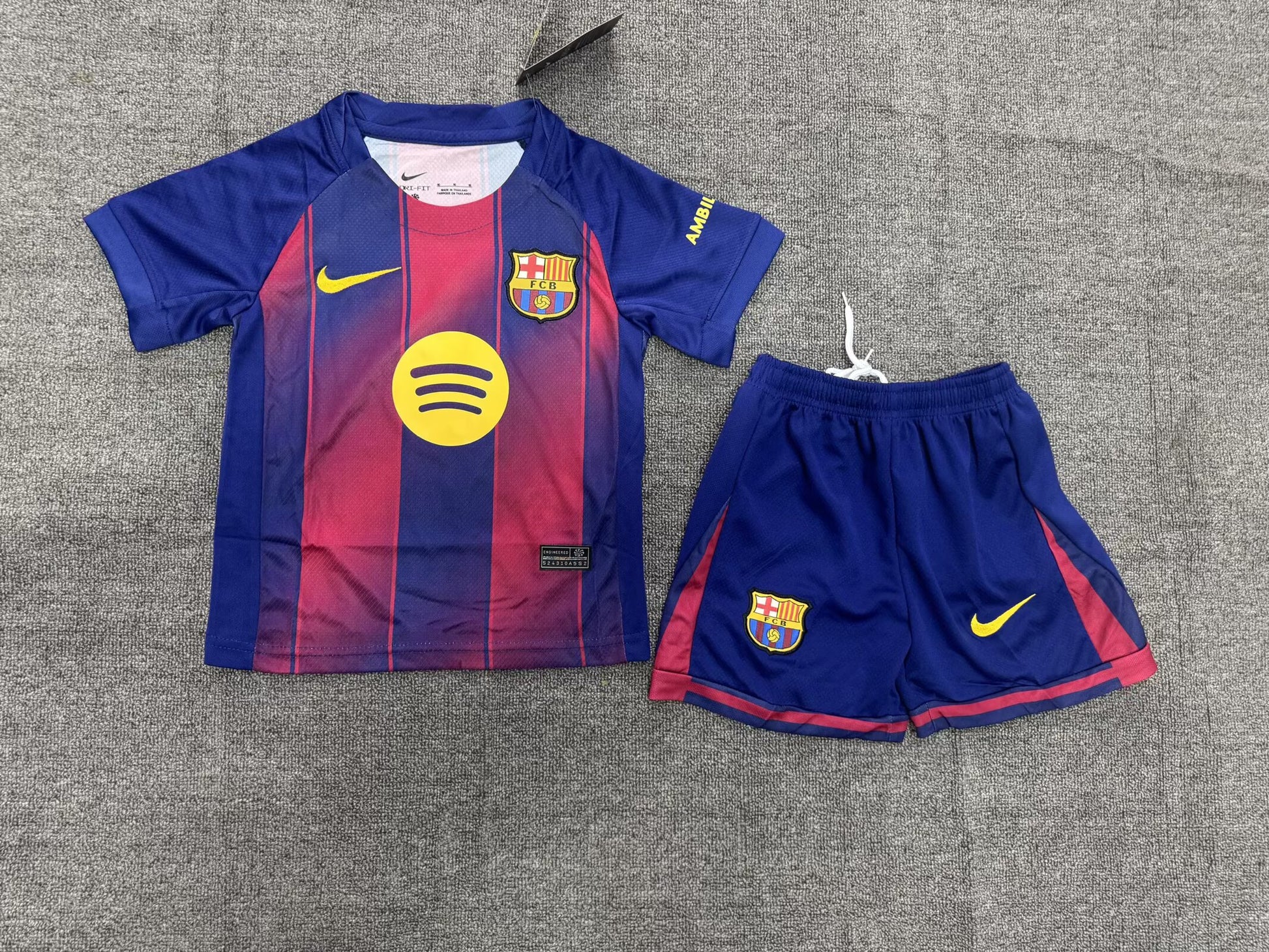 Barcelona Home Kids Suit & Socks 25/26