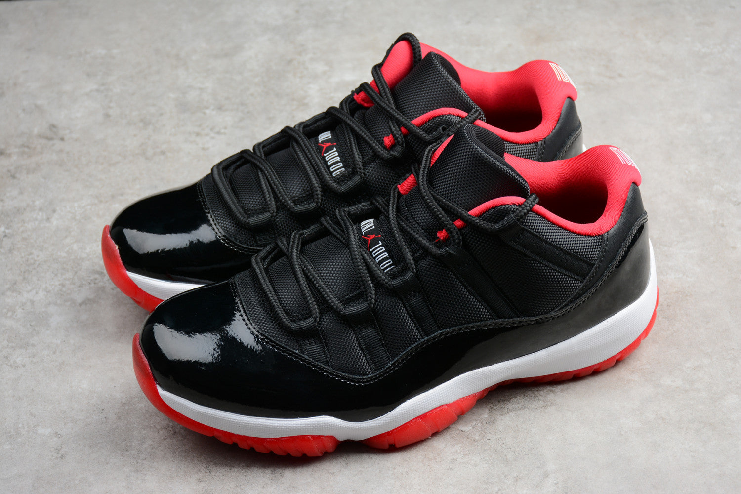 Air Jordan 11 Low “Bred”AJ11 528895-012