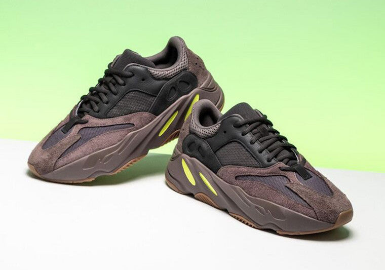 Kanye West x Adidas Yeezy Runner Boost 700 “Mauve” EE9614
