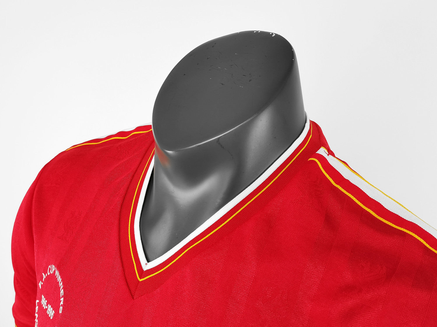 Liverpool Home Retro Jersey 85/86