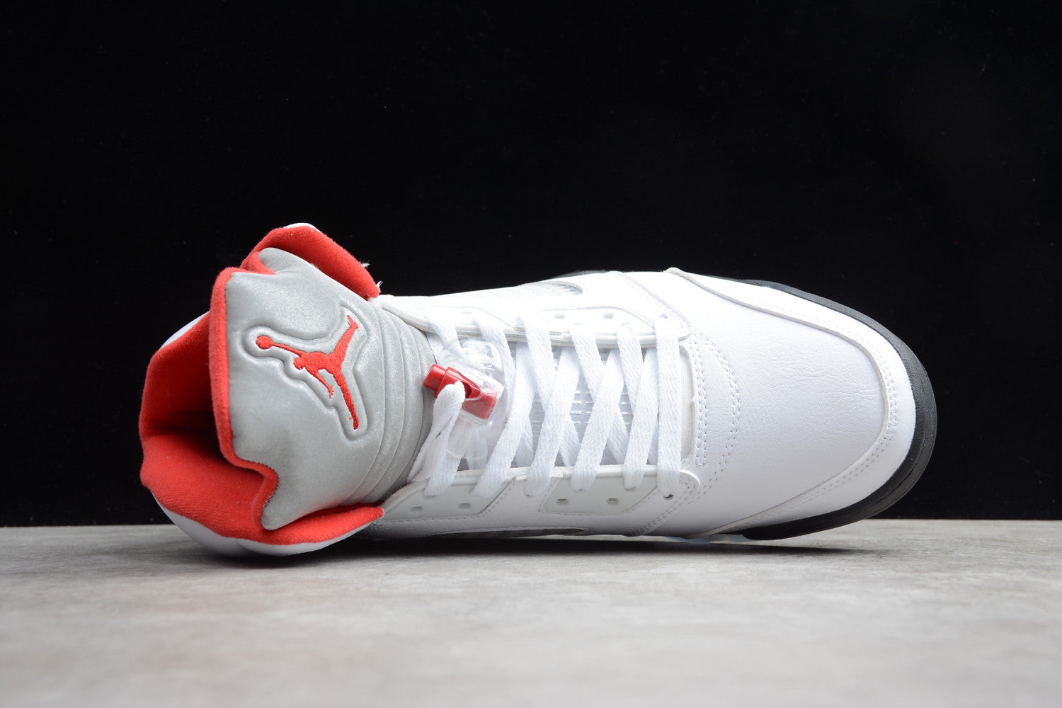Air Jordan 5 “Fire Red” DA1911-102