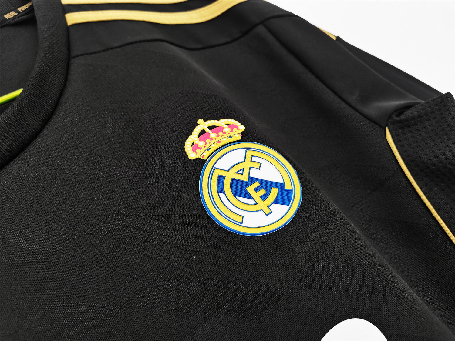 Real Madrid Away Long Sleeve Retro Jersey 2011/12