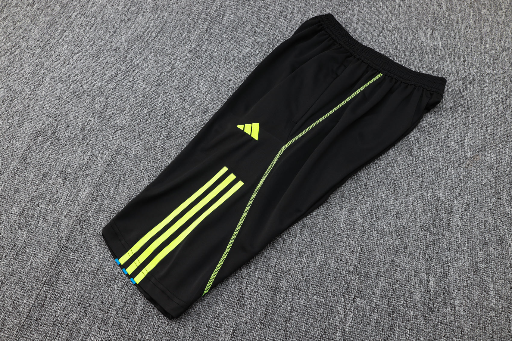 Arsenal Training Jersey 23/24