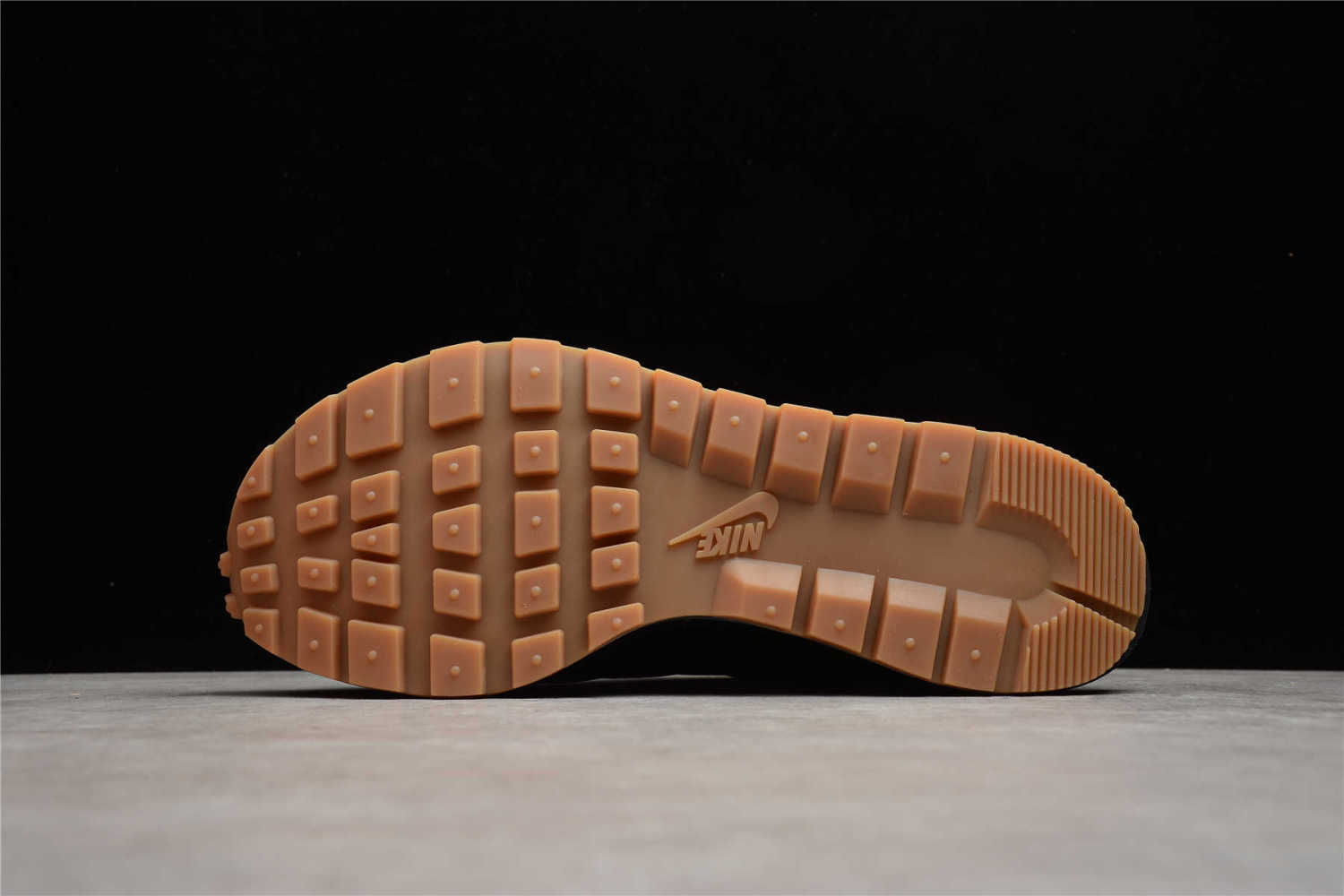 Nike VaporWaffle Sacai Black Dark Grey