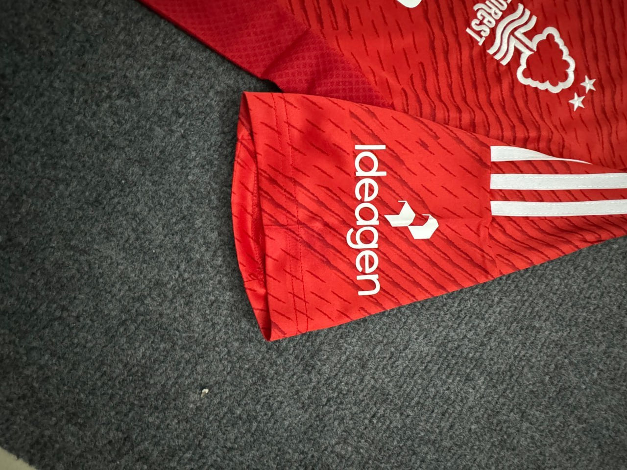 Nottingham Forest Home Man Jersey 24/25