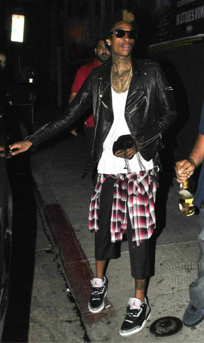 Air Jordan 3 OG “Black Cement” 854262-001